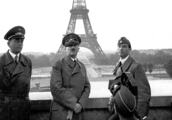 hitler a parigi